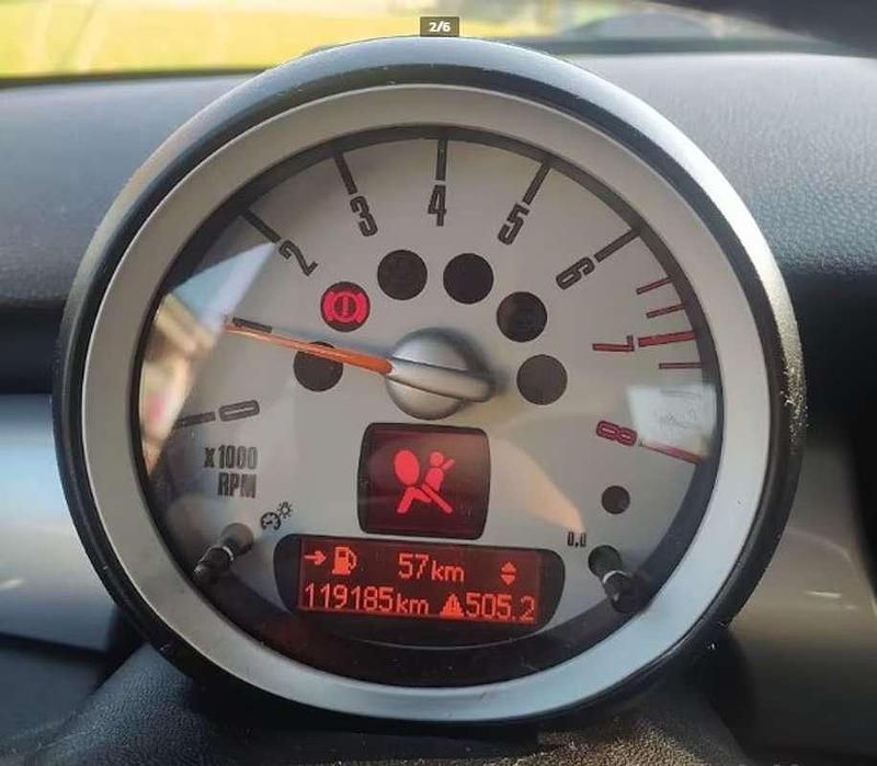 Usata Mini Cooper 120 CV (88 kW) 2008 Nero Utilitaria