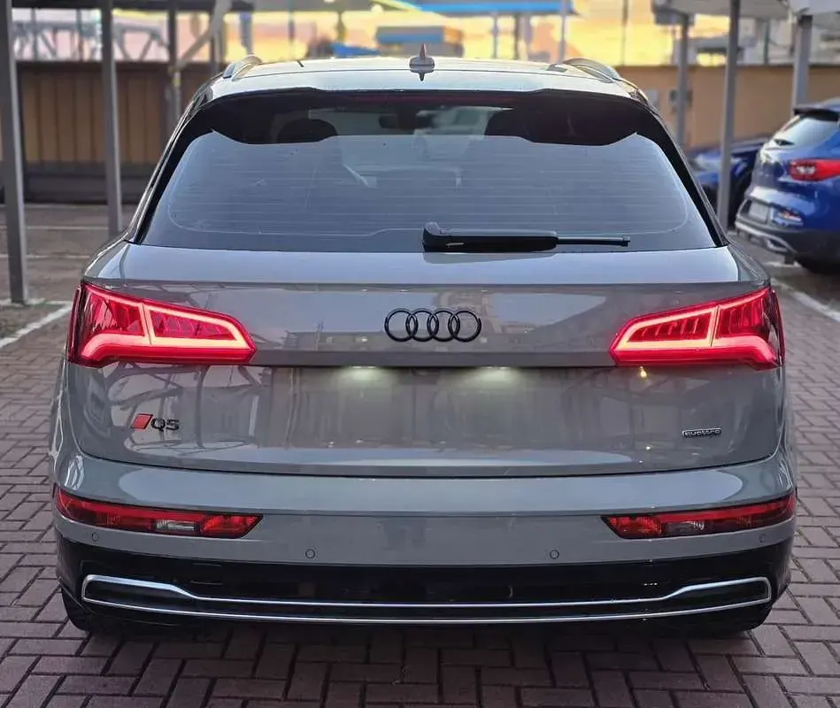 Usata Audi Q5 S-line plus 190 CV (139 kW) 2019 Bianco SUV