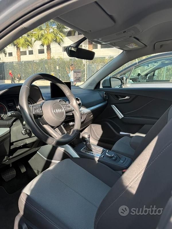 Usata Audi Q2 Advanced 116 CV (85 kW) 2020 Grigio SUV