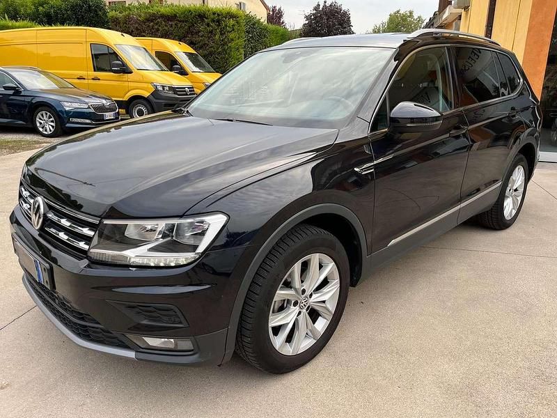 Deep black Usata 2020 VW Tiguan Allspace Business SUV | 20.700 € (Super prezzo) - Immagine 1/4