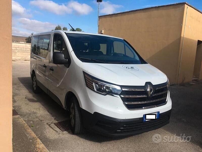 Usata Renault Trafic 150 CV (110 kW) 2024 Bianco Monovolume