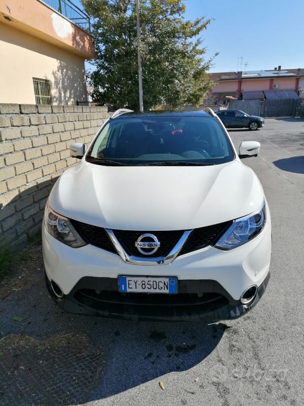 Usata Nissan Qashqai 360º 110 CV (80 kW) 2015 Bianco SUV