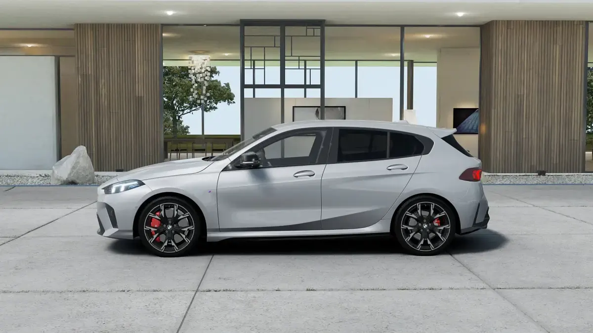 Nuova BMW M135 M Sport 300 CV (220 kW) 2026 Grigio Utilitaria