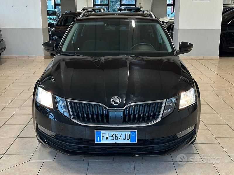 Usata Skoda Octavia Ambition 150 CV (110 kW) 2019 Nero Station wagon