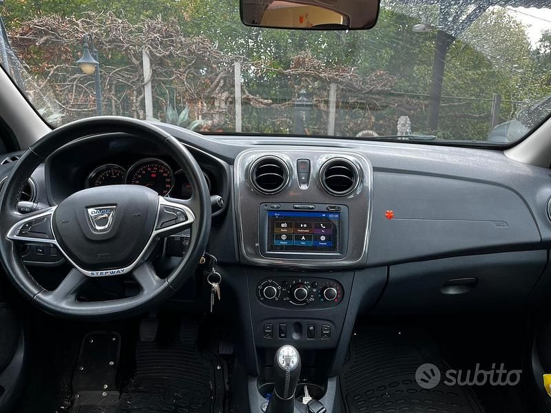 Usata Dacia Sandero 101 CV (74 kW) 2021 Grigio Utilitaria
