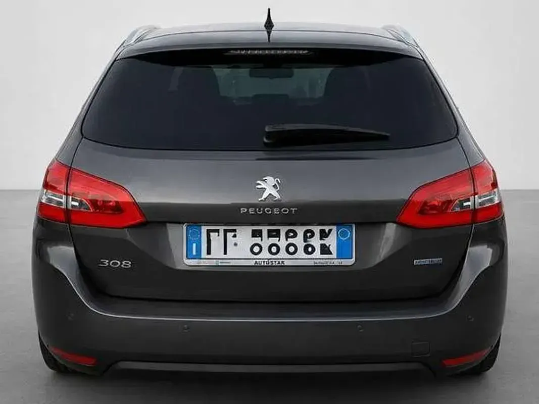 Usata Peugeot 308 SW Allure 120 CV (88 kW) 2016 Station wagon