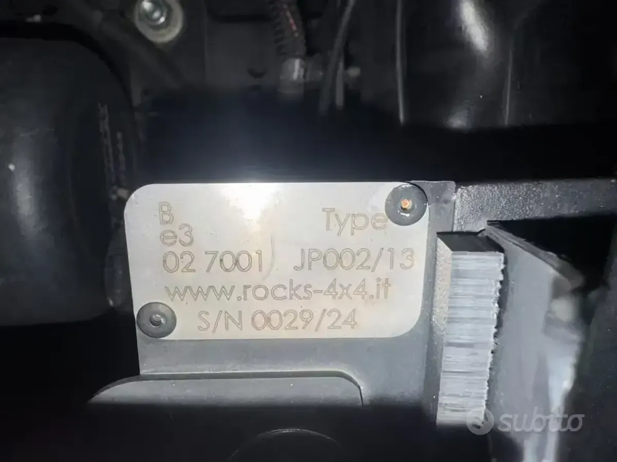 Usata Jeep Wrangler Unlimited Rubicon 200 CV (147 kW) 2011 Verde SUV