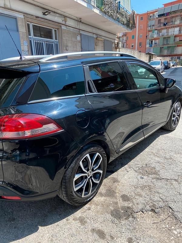 Usata Renault Clio GrandTour 90 CV (66 kW) 2017 Nero Station wagon