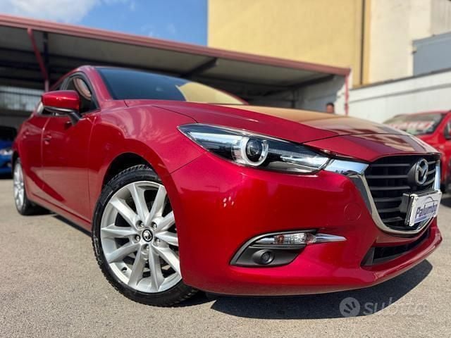 Usata Mazda 3 Exceed 105 CV (77 kW) 2018 Rosso Berlina
