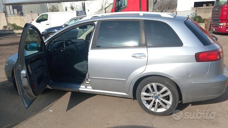 Usata Fiat Croma 150 CV (110 kW) 2007 Grigio Station wagon