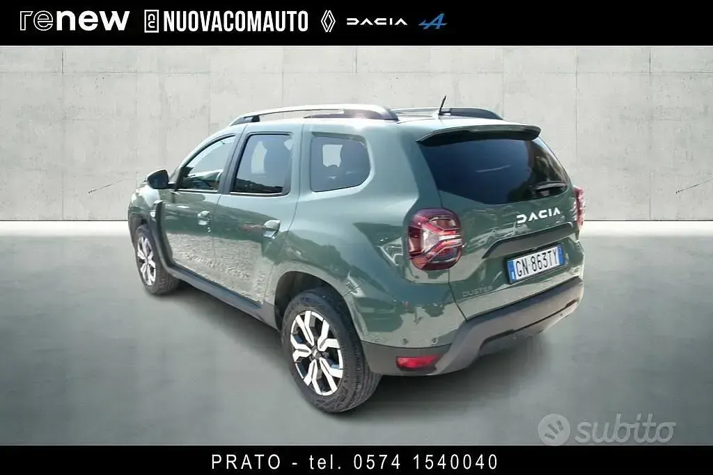 Usata Dacia Duster Journey 101 CV (74 kW) 2023 Verde SUV
