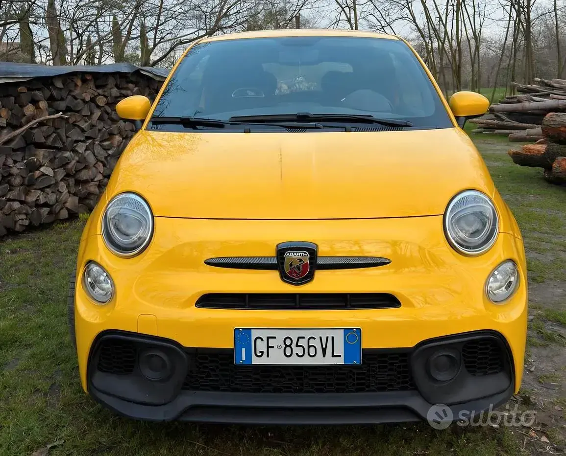 Usata Abarth 595 145 CV (106 kW) 2021 Giallo Berlina