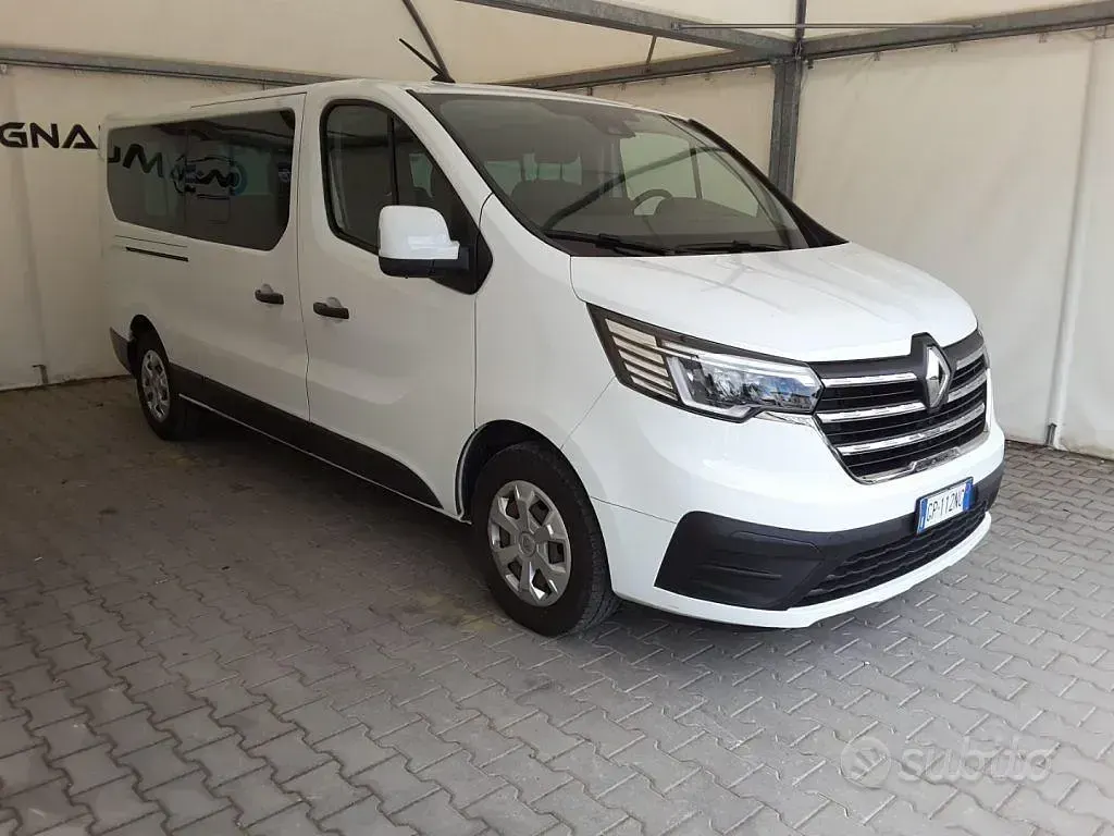 Usata Renault Trafic Equilibre 150 CV (110 kW) 2023 Bianco Monovolume