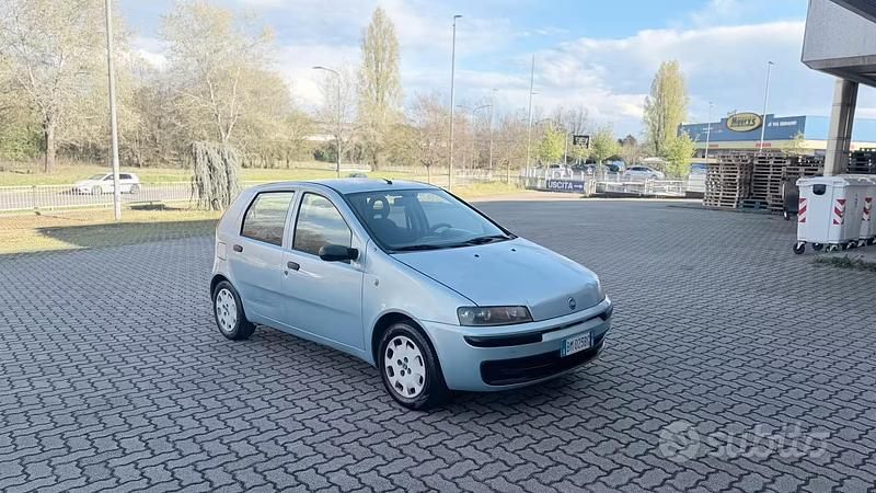Usata Fiat Punto 2000 Grigio Utilitaria