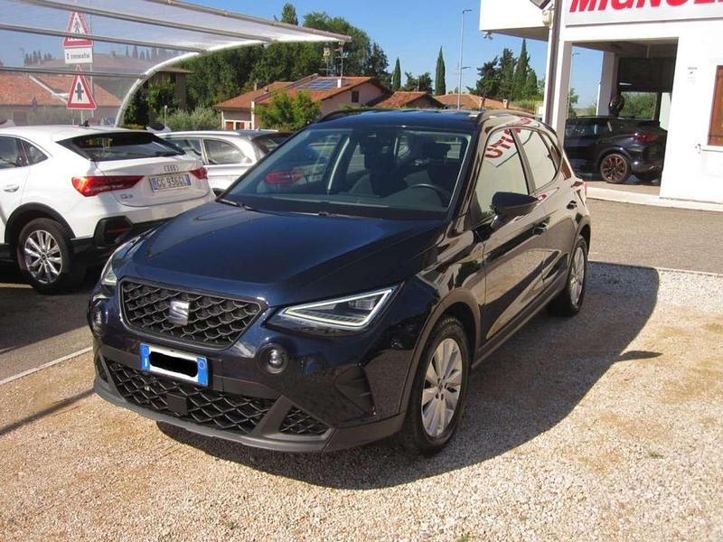 Blu Usata 2022 Seat Arona Style SUV | 15.600 € (Buon prezzo) - Immagine 1/4