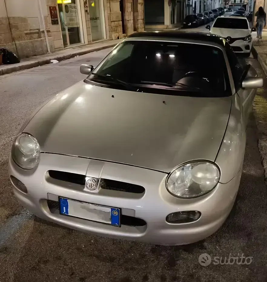 Usata MG F 120 CV (88 kW) 2000 Grigio Cabrio