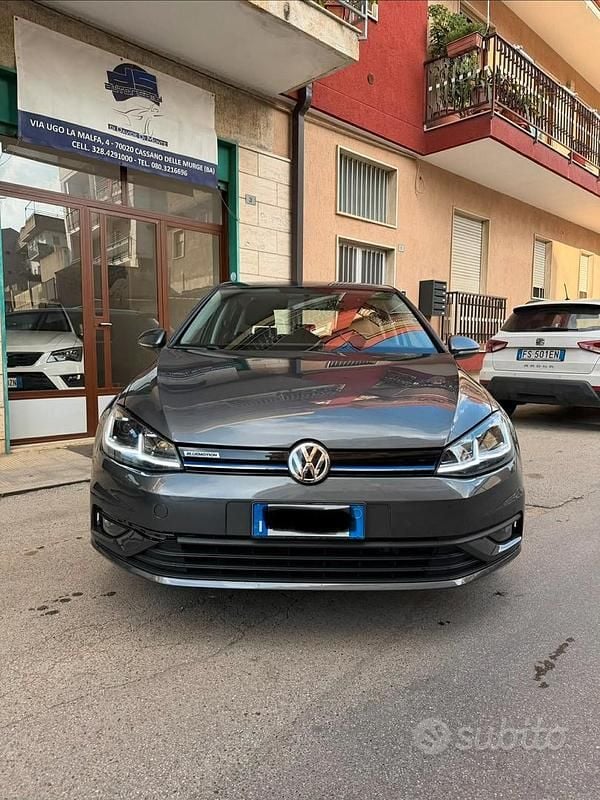 Usata VW Golf VII Executive 130 CV (95 kW) 2019 Grigio Berlina