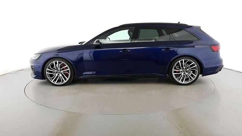 Usata Audi RS4 Ambiente 450 CV (330 kW) 2023 Blu navarra met Station wagon
