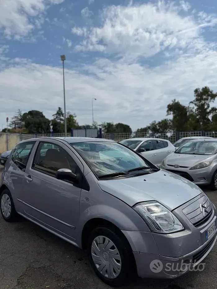 Usata Citroën C2 Exclusive 68 CV (50 kW) 2003 Grigio Utilitaria