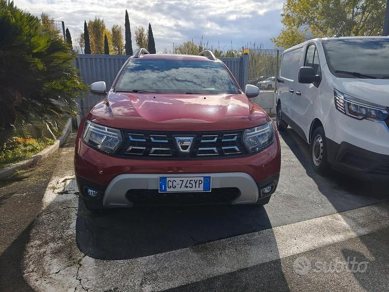 Rosso fusion Usata 2021 Dacia Duster Prestige SUV | 14.900 € (Buon prezzo) - Immagine 1/4