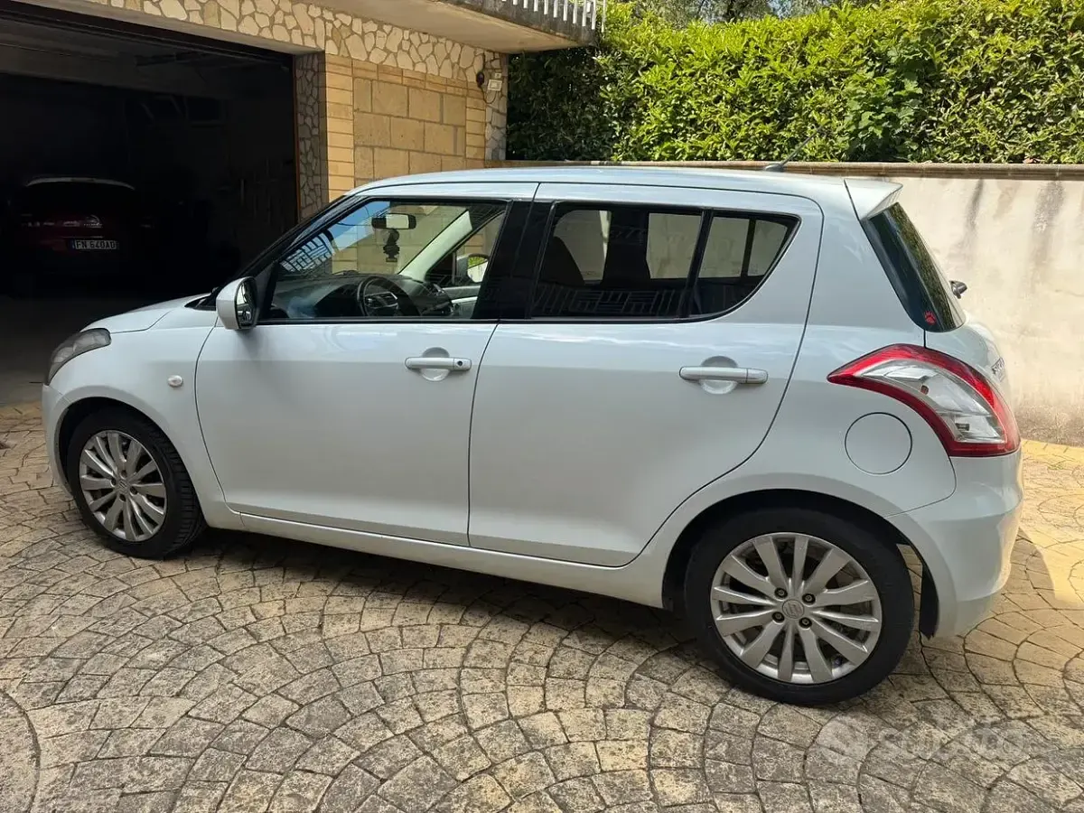 Usata Suzuki Swift 2012 Bianco Utilitaria