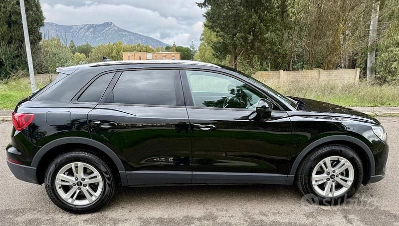 Usata Audi Q3 Advanced 150 CV (110 kW) 2022 Nero SUV