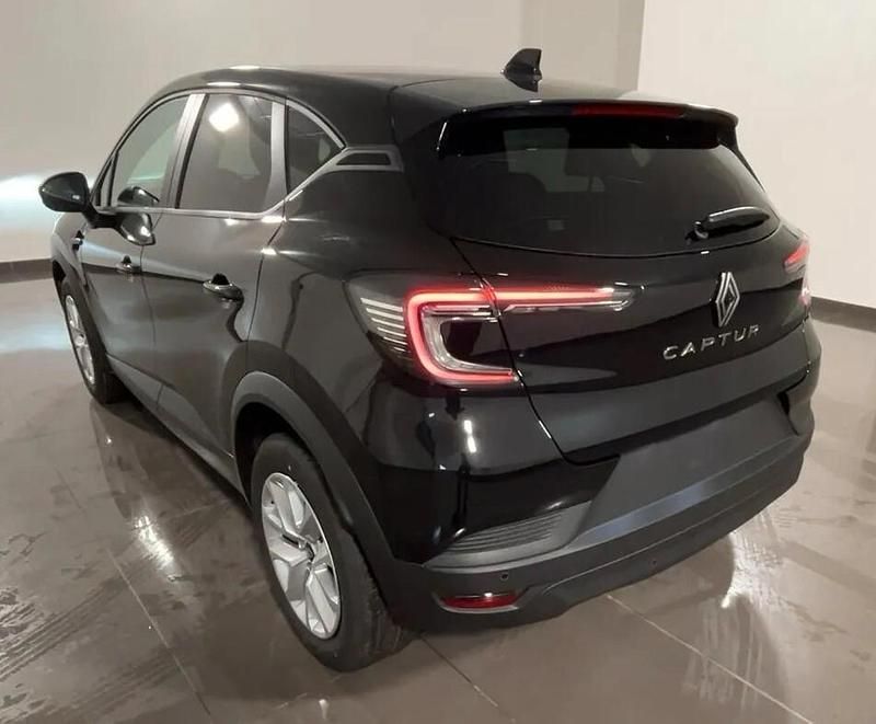 Usata Renault Captur Evolution 100 CV (73 kW) 2024 Nero SUV