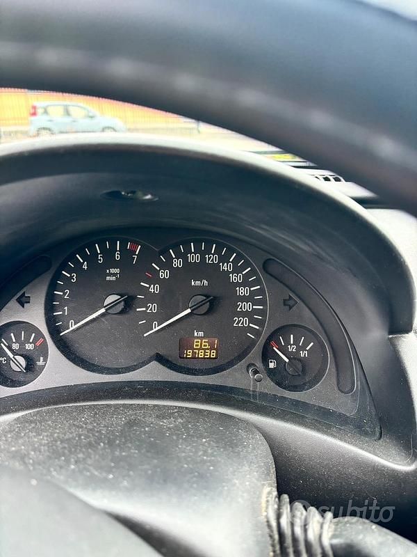 Usata Opel Corsa 2003 Utilitaria