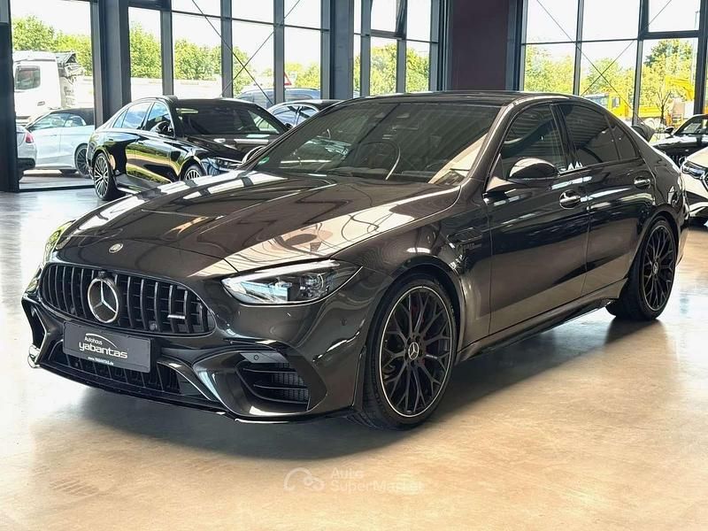 Käytetty Mercedes C63 AMG AMG 680 HP (500 kW) 2025 Harmaa Sedan