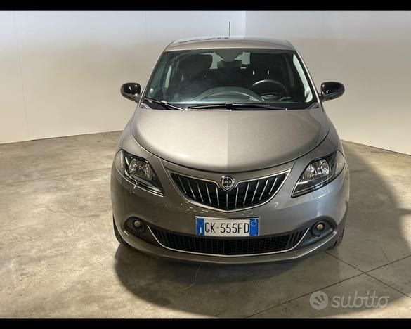 Usata Lancia Ypsilon 69 CV (50 kW) 2022 Utilitaria