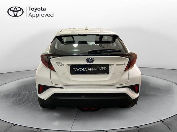 Usata Toyota C-HR Active 122 CV (89 kW) 2023 Bianco SUV
