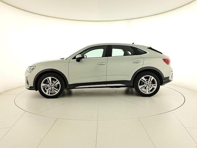 Usata Audi Q3 Sportback S-Line 150 CV (110 kW) 2020 Argento rugiada metallizzato SUV