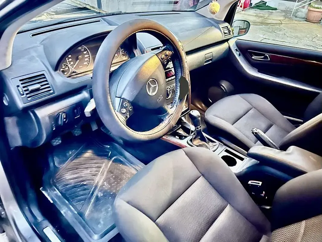 Usata Mercedes A180 Elegance 109 CV (80 kW) 2005 Monovolume