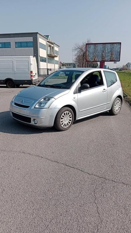 Usata Citroën C2 70 CV (51 kW) 2008 Argento Utilitaria