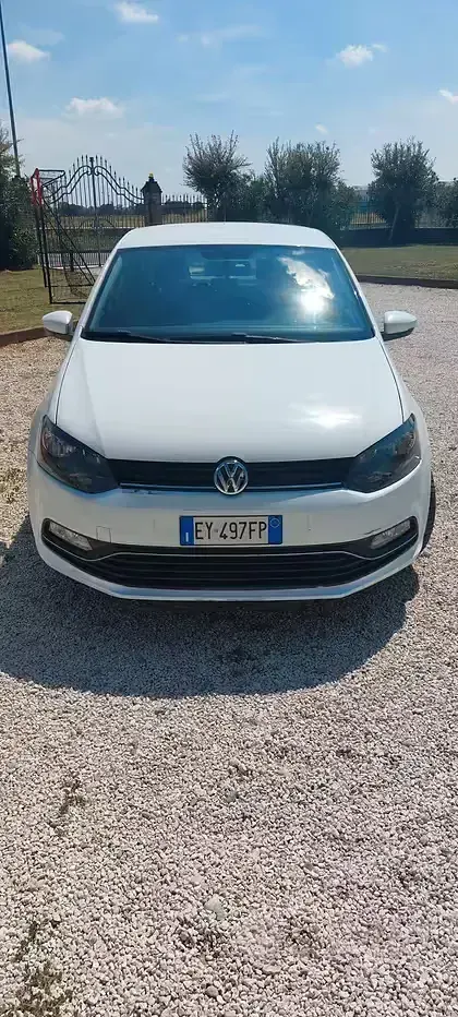 Usata VW Polo 75 CV (55 kW) 2015 Bianco Berlina