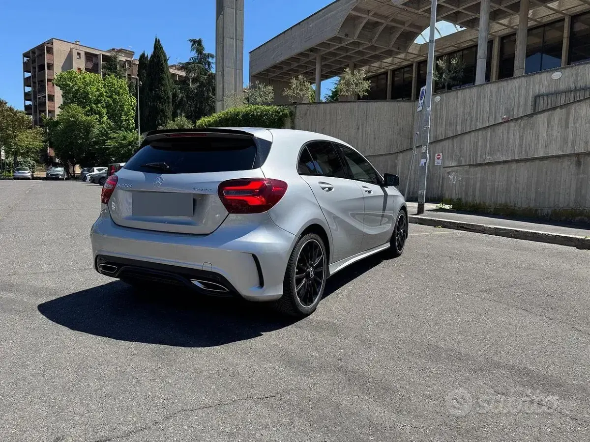 Usata Mercedes A200 Edition 136 CV (100 kW) 2016 Grigio Berlina