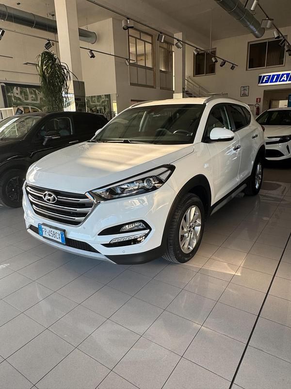 Usata Hyundai Tucson Xpossible 115 CV (84 kW) 2018 Bianco SUV