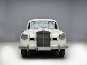 Usata Mercedes 190 80 CV (58 kW) 1961 Bianco Berlina