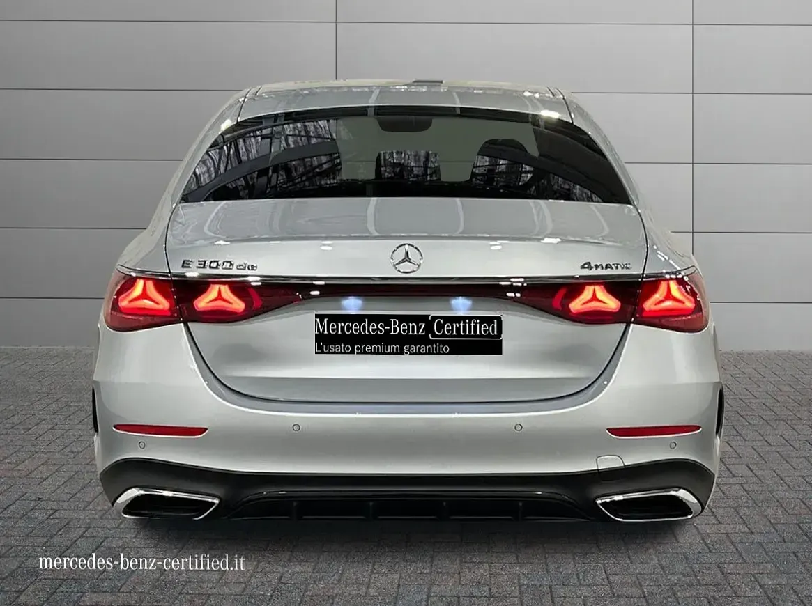 Nuova Mercedes E300 Advanced Plus 197 CV (144 kW) 2026 Argento hightech Berlina
