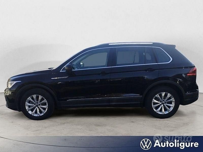 Usata VW Tiguan Life 150 CV (110 kW) 2023 Nero SUV