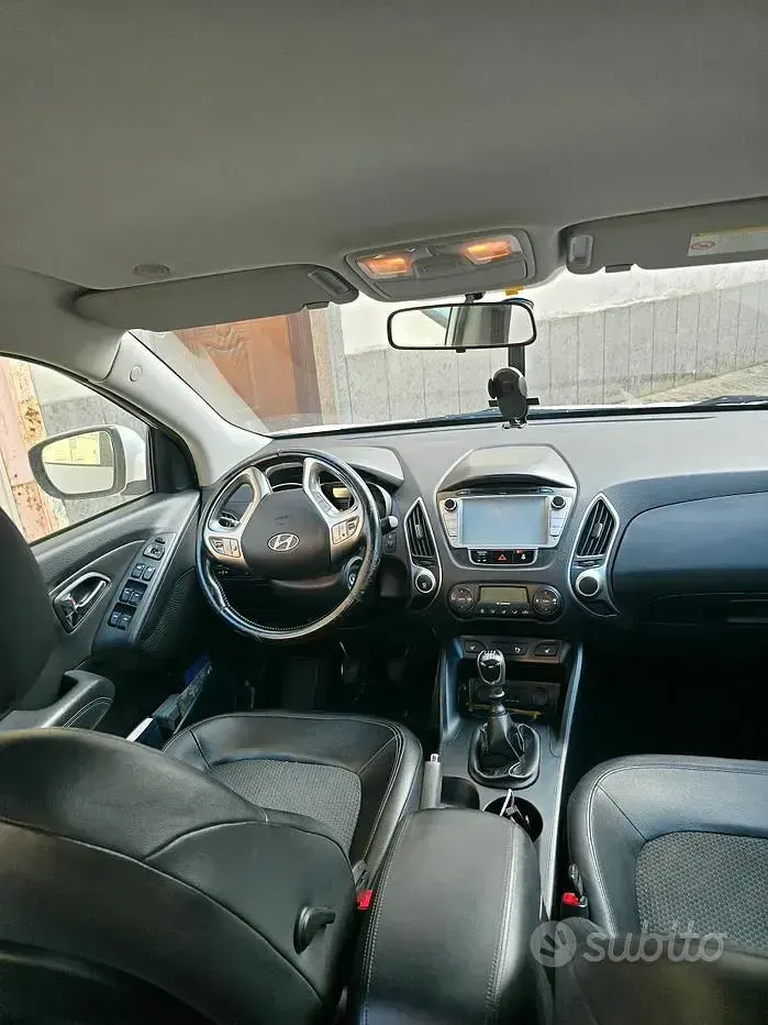 Usata Hyundai ix35 115 CV (84 kW) 2011 Bianco SUV