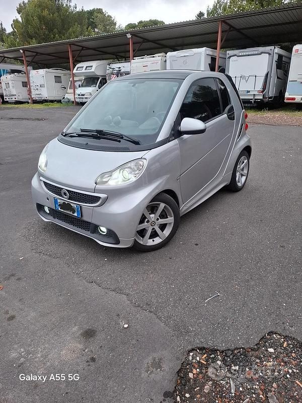 Grigio Usata 2009 Smart ForTwo Coupé Coupé | 6000 € (Molto cara) - Immagine 1/4