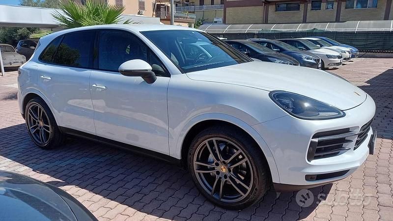 Usata Porsche Cayenne 340 CV (250 kW) 2019 Bianco SUV