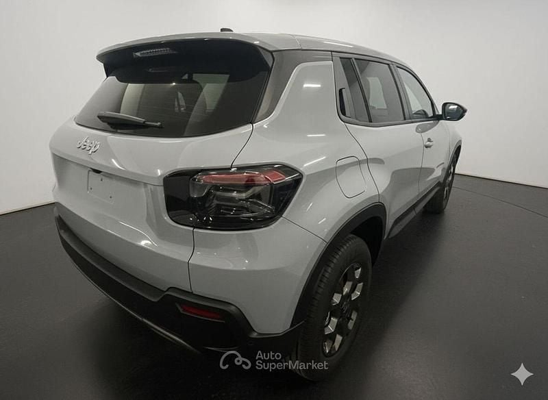 Nuova Jeep Avenger EV Longitude 80 kW (110 CV) 2025 Gray SUV
