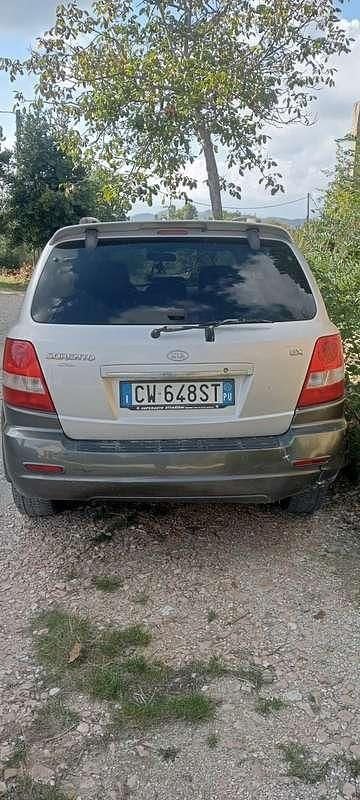 Usata Kia Sorento Comfort 140 CV (102 kW) 2005 Grigio SUV