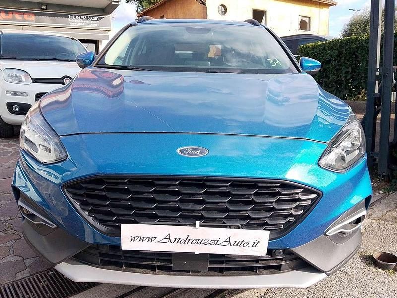 Usata Ford Focus Active 125 CV (91 kW) 2021 Blu/azzurro Berlina
