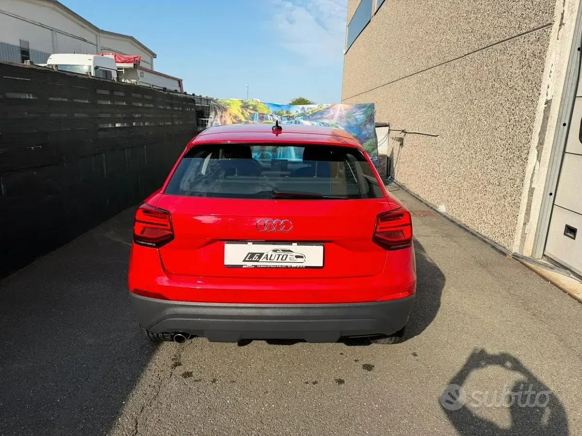 Usata Audi Q2 Business 116 CV (85 kW) 2020 Rosso SUV