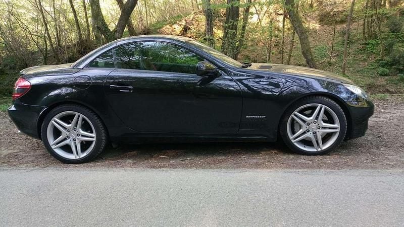 Gebraucht Mercedes SLK200 184 PS (135 kW) 2009 Schwarz Cabrio