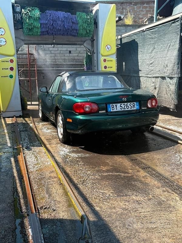 Usata Mazda MX5 110 CV (80 kW) 2002 Verde Cabrio