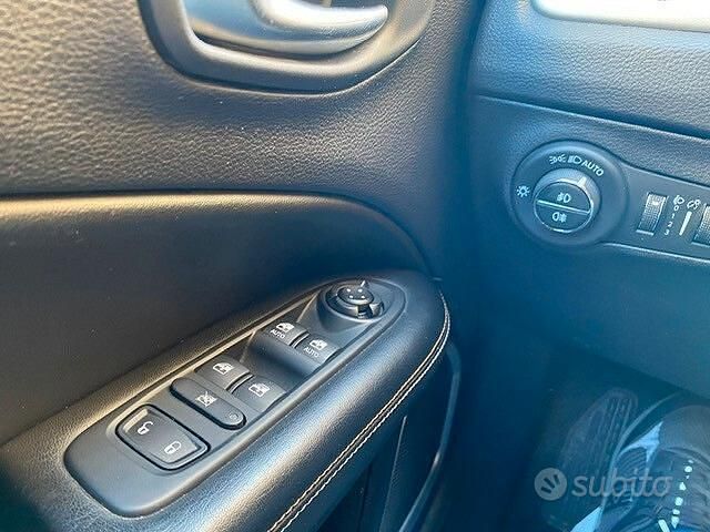 Usata Jeep Compass Longitude 120 CV (88 kW) 2020 Nero SUV